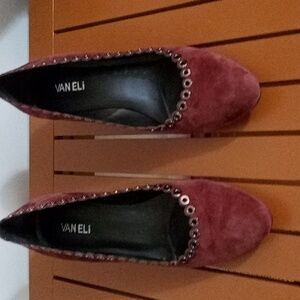 Vaneli wine colored wedge with metal accents